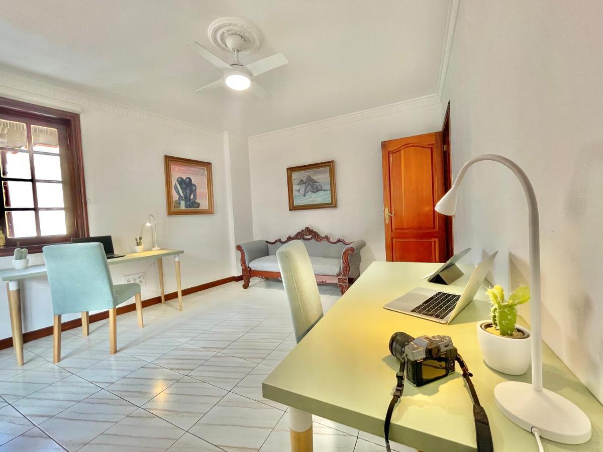 דירות פוארטו דה לה קרוז The Balcony House With Free Parking מראה חיצוני תמונה